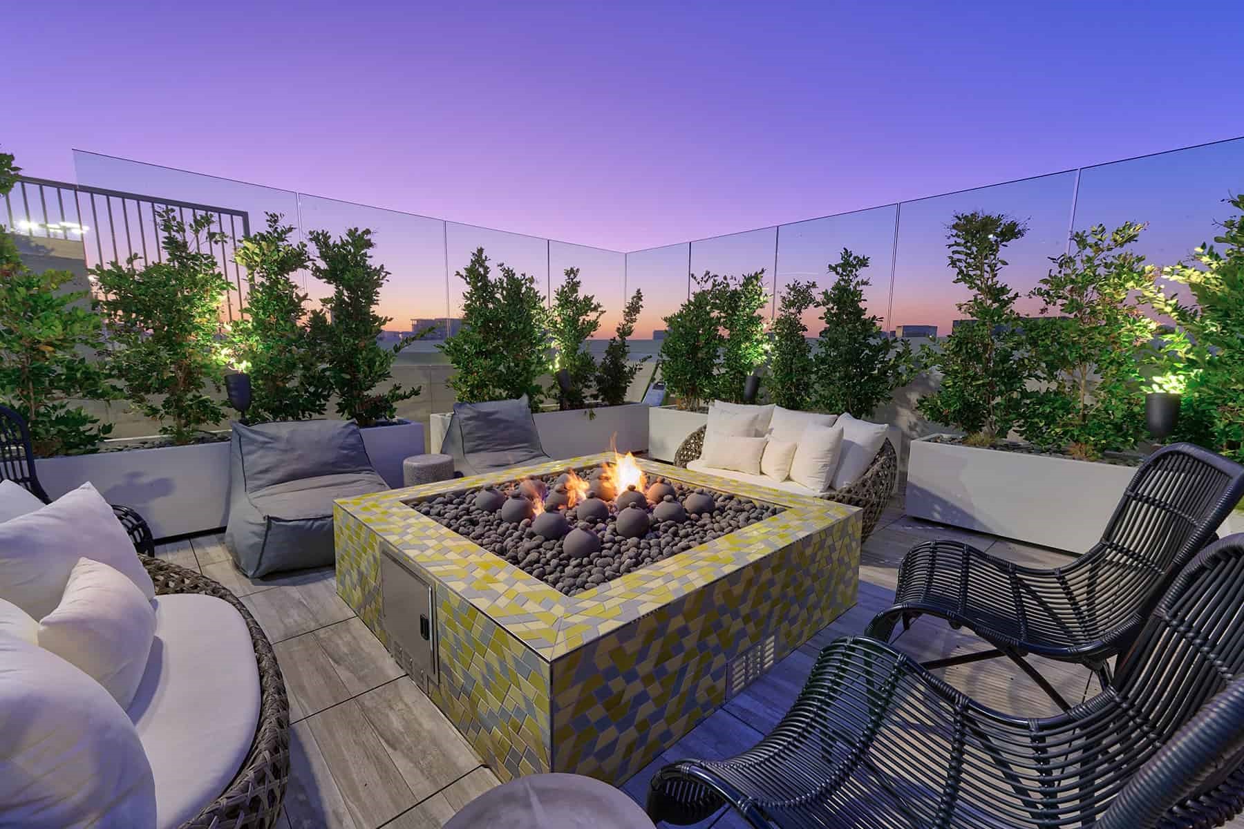 07-Rooftop-Firepit.jpg
